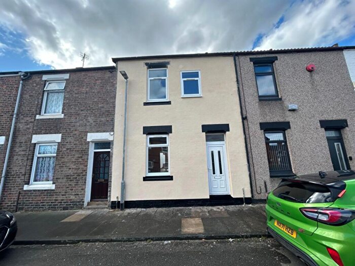 3 Bedroom Terraced House To Rent In Eldon Street, North Road, DL3