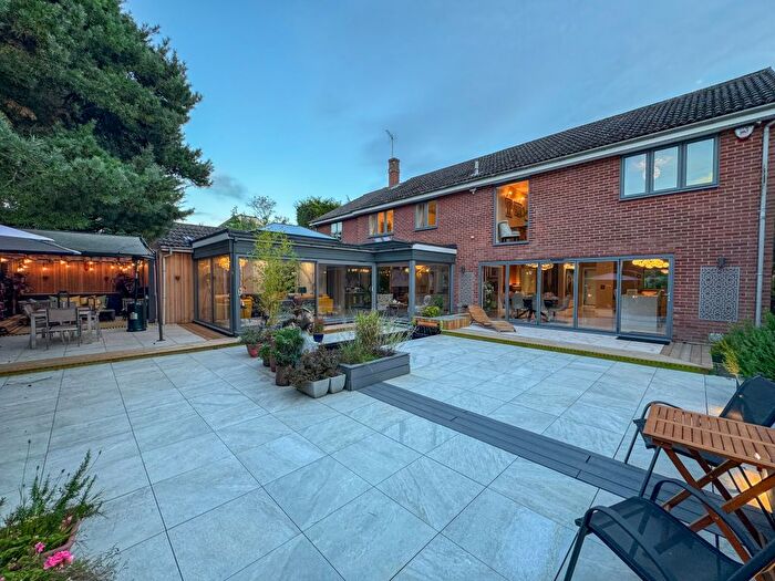 6 Bedroom Detached House For Sale In Hurnard Drive, Lexden, Colchester, CO3