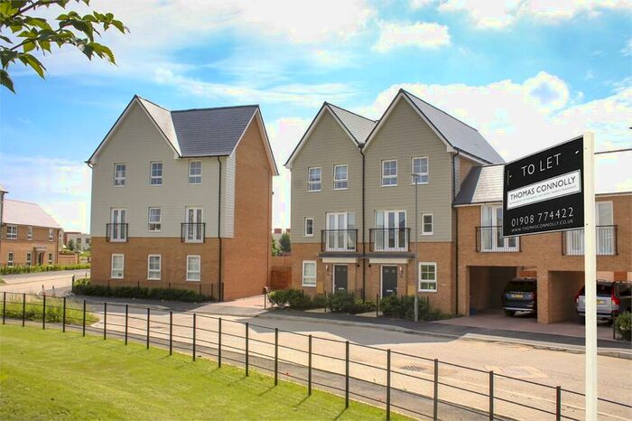 5 Bedroom Terraced House To Rent In Carmania Circle, Brooklands, MK10