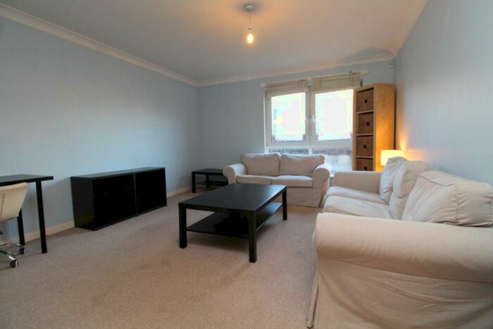 2 Bedroom Flat To Rent In Waldo Street, Anniesland, G13