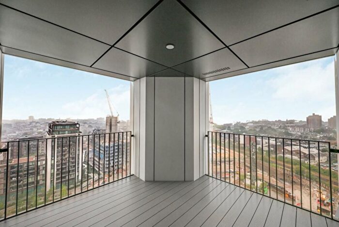 2 Bedroom Flat To Rent In Kings Tower, Chelsea Creek, SW6