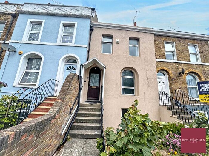 6 Bedroom Terraced House To Rent In Milton Road, Gravesend, DA12