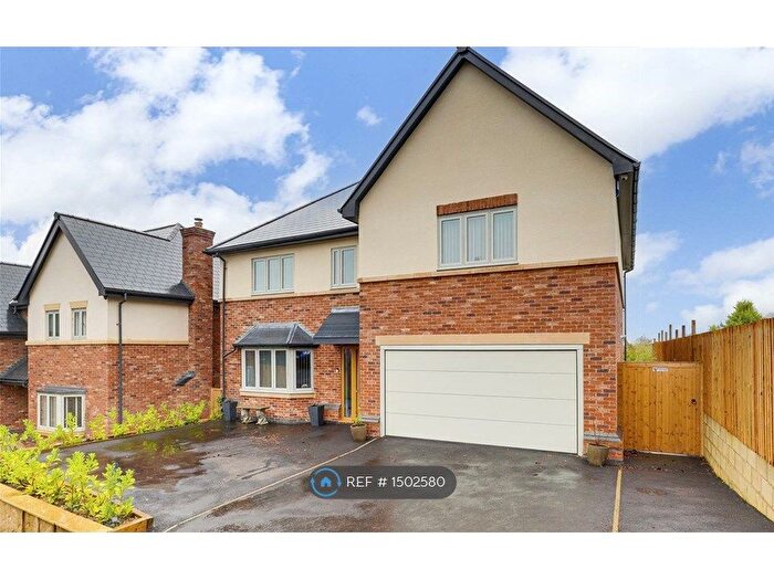 5 Bedroom Detached House To Rent In Ethel Avenue, Nottingham, NG3