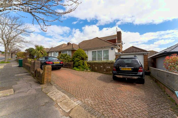 5 Bedroom Bungalow To Rent In Shirley Avenue, Hove, East Sussex, BN3