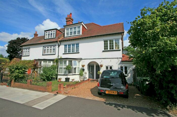 1 Bedroom Flat To Rent In Avondale Road, Bromley, BR1