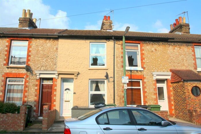 2 Bedroom Terraced House To Rent In Cross Street, Maidstone, Kent, ME14