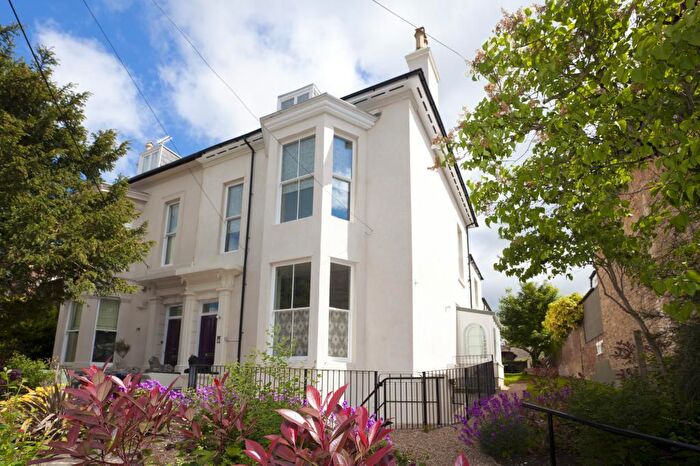 1 Bedroom Apartment To Rent In Old Dover Road, Canterbury, CT1