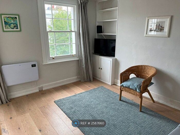 1 Bedroom Flat To Rent In Lonsdale Road, London, W11