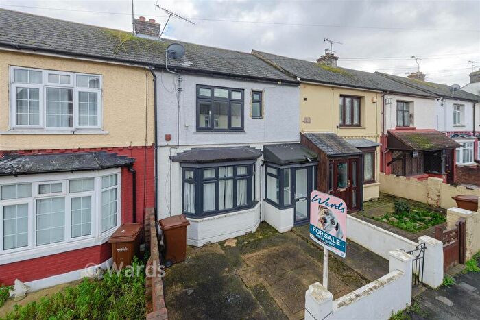 3 Bedroom Terraced House For Sale In King Edward Road, Gillingham, Kent, ME7