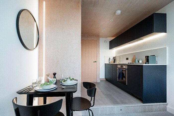 1 Bedroom Apartment To Rent In Sky Gardens, Castlefield, M15