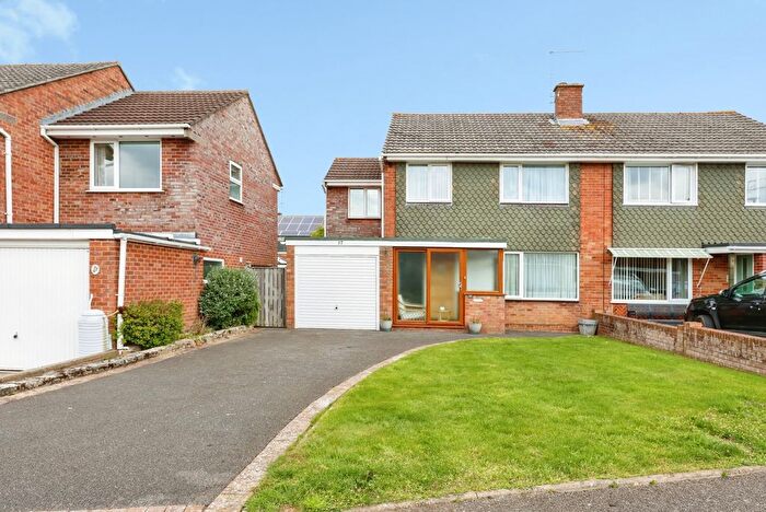 3 Bedroom Semi-detached House For Sale In Bailey Crescent, Poole, Dorset, BH15
