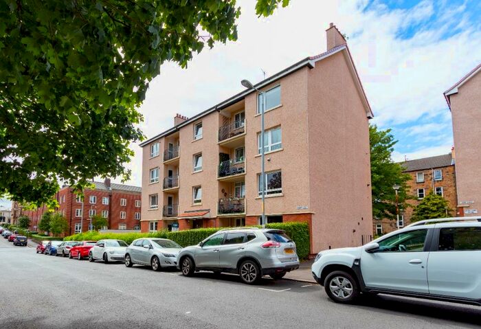 2 Bedroom Flat To Rent In Mingarry Street, North Kelvindale, Glasgow, G20