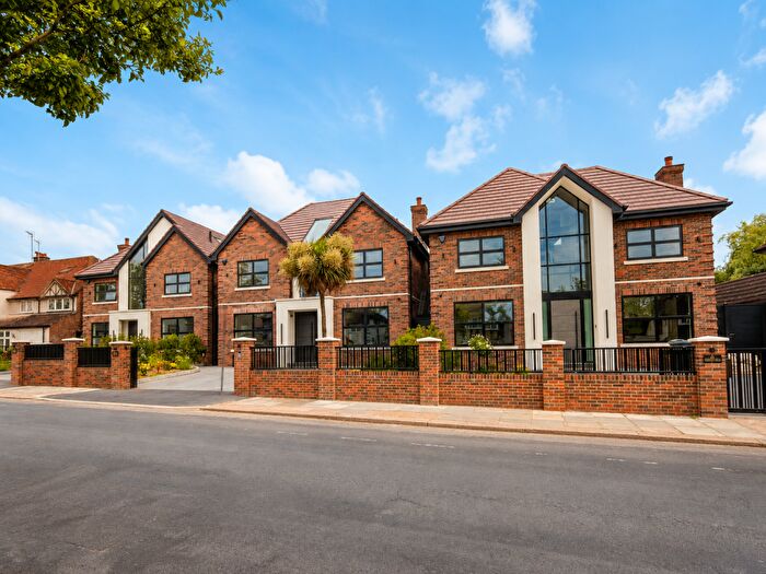 6 Bedroom Detached House For Sale In Flambard Road, Harrow, HA1