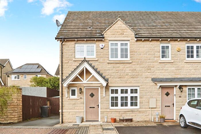 3 Bedroom End Of Terrace House For Sale In Mackintosh Mews, Horsforth, Leeds, LS18