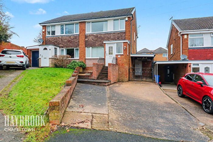 3 Bedroom Semi-Detached House For Sale In Livingstone Road, Burncross, S35