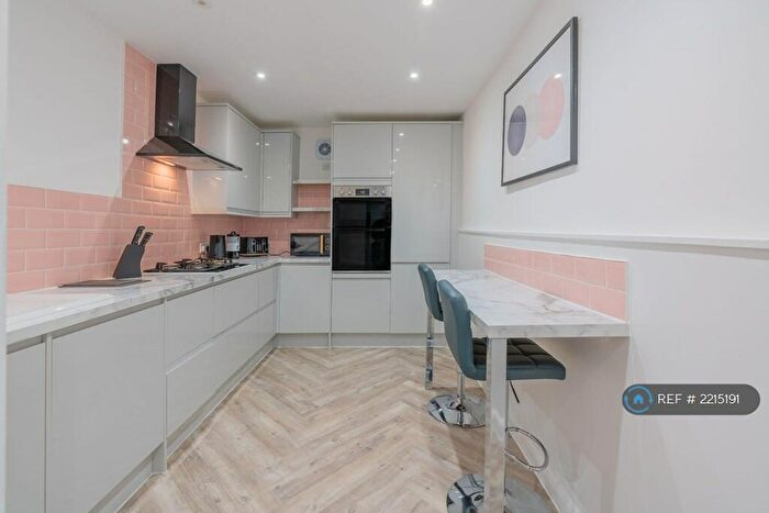 4 Bedroom Terraced House To Rent In Upper Gardner Street, Brighton, BN1