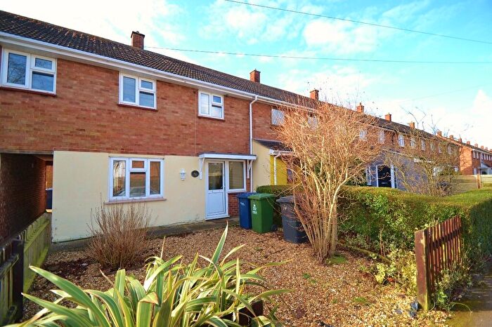3 Bedroom Terraced House To Rent In Hawkins Road, Cambridge, CB4
