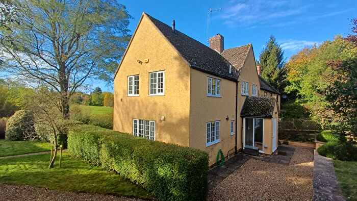 3 Bedroom Semi-Detached House To Rent In Between Towns Lane, Swerford, OX7