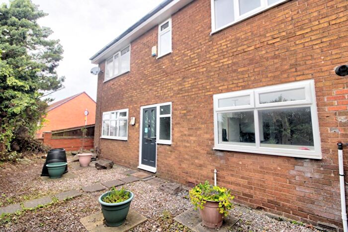 3 Bedroom Semi-Detached House For Sale In Longcauseway, Bolton, BL4