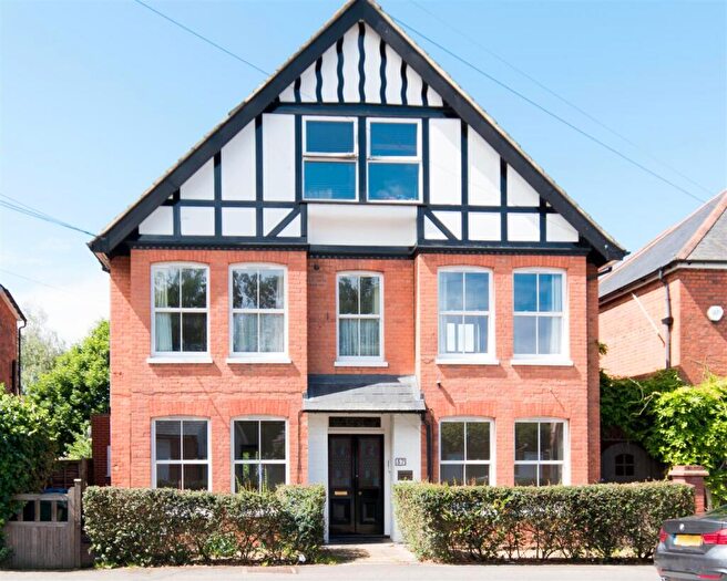 1 Bedroom Apartment To Rent In Oakdale Road, Weybridge, KT13