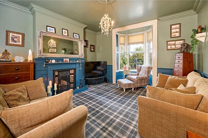 7 Bedroom Terraced House For Sale In Seafield Terrace, South Shields, NE33