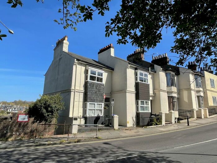 2 Bedroom Apartment To Rent In Offham Terrace, Lewes, BN7