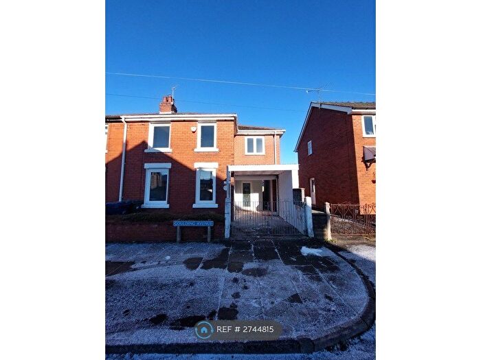 4 Bedroom Semi-Detached House To Rent In Goulding Avenue, Leyland, PR25