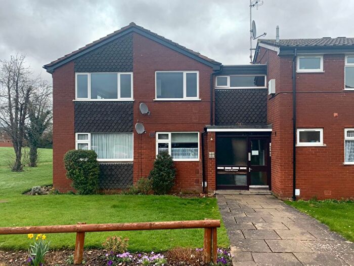 2 Bedroom Flat To Rent In Fallowfield, Lichfield, WS13
