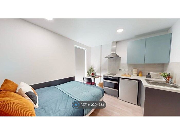 Studio To Rent In Hawkins Road, Colchester, CO2