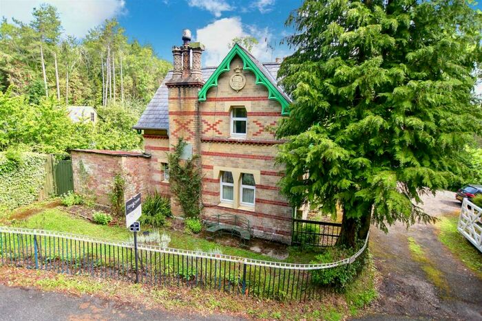 2 Bedroom Detached House For Sale In Brocks Copse Road, Whippingham, Isle Of Wight, PO32