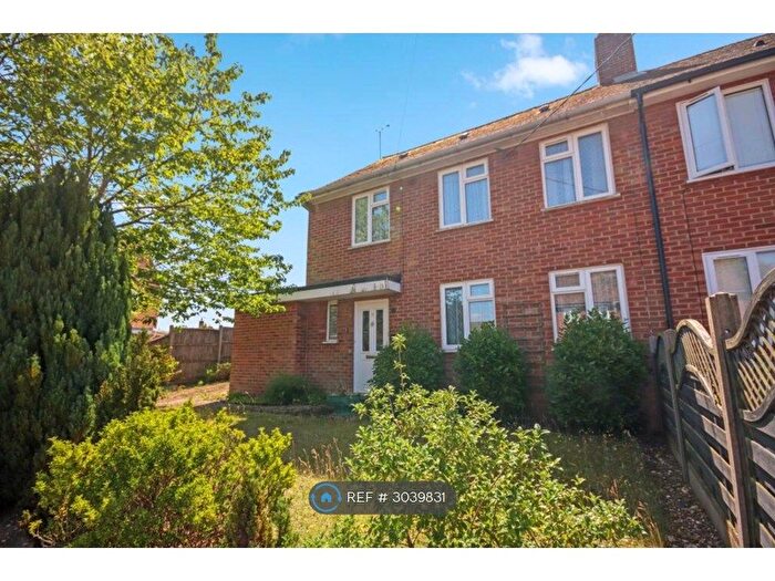 4 Bedroom Semi-Detached House To Rent In Church Avenue, Thetford, IP24