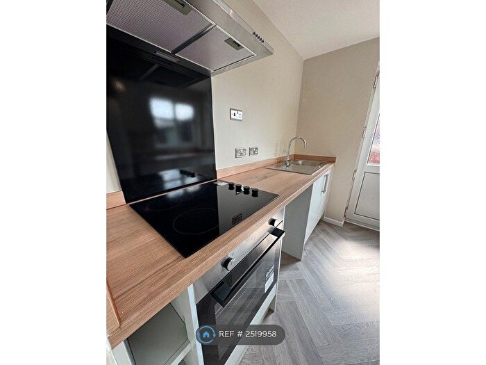 2 Bedroom Semi-Detached House To Rent In Perry Hall Drive, Willenhall, WV12