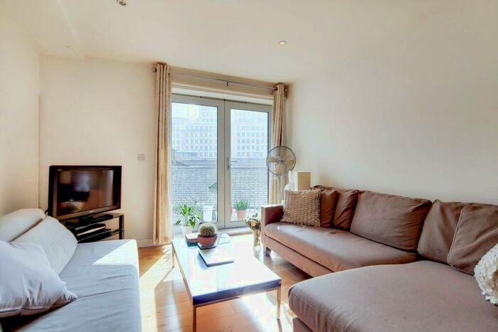 1 Bedroom Flat To Rent In Taylor House, Westferry, London, E14