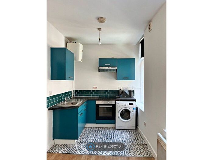 1 Bedroom Flat To Rent In Pekin Building, Liverpool, L2