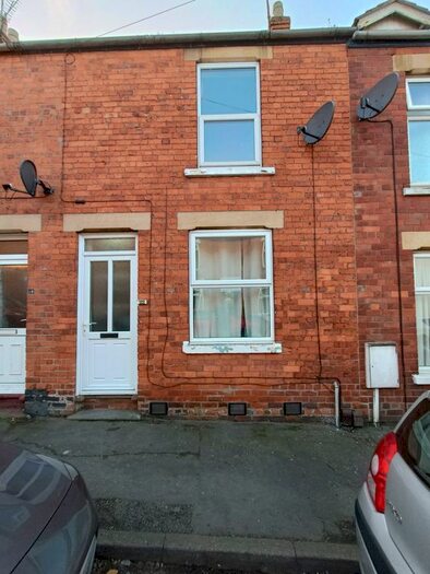 2 Bedroom Terraced House To Rent In Stamford Street, Grantham, NG31