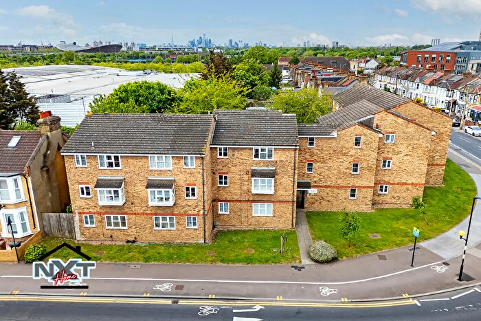 1 Bedroom Flat For Sale In Ruckholt Road, London, E10