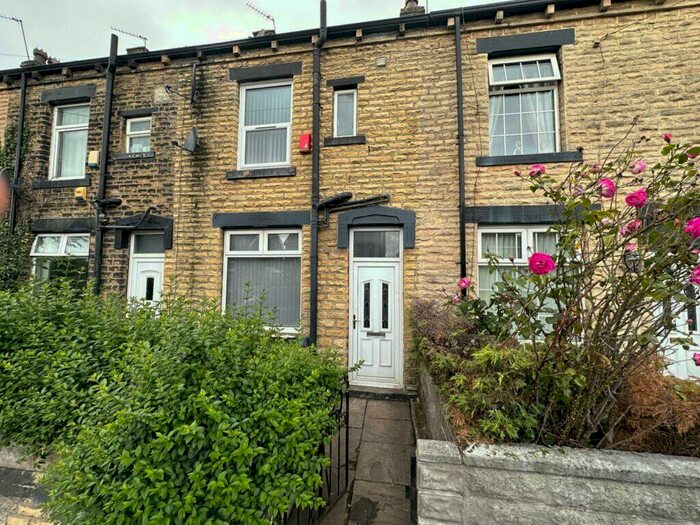 3 Bedroom Terraced House To Rent In Sandygate Terrace, Bradford, BD4
