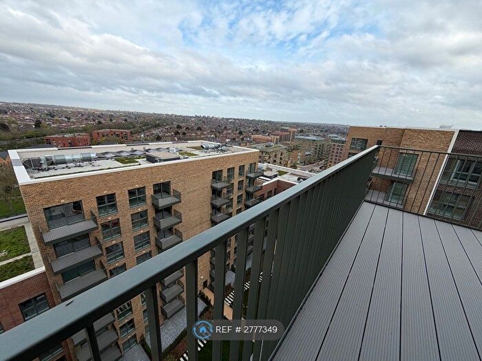 2 Bedroom Flat To Rent In Barber House, London, SE3