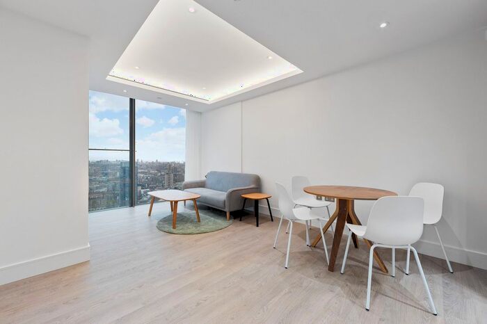 2 Bedroom Flat To Rent In Carrara Tower, Bollinder Place, London, EC1V