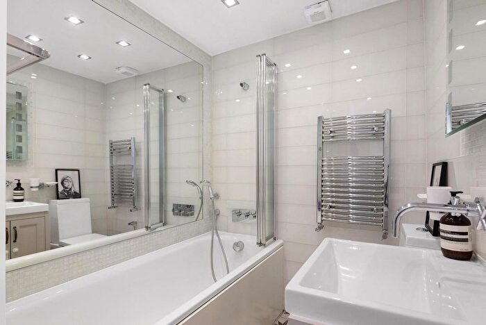 2 Bedroom Flat To Rent In Dafforne Road, London, SW17