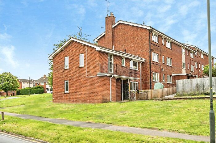 1 Bedroom Flat For Sale In Queens Road, Tewkesbury, Gloucestershire, GL20
