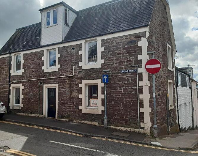 2 Bedroom Flat To Rent In Millar Street Crieff, PH7