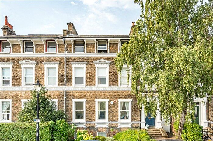2 Bedroom Apartment For Sale In Talbot Place, Blackheath, London, SE3