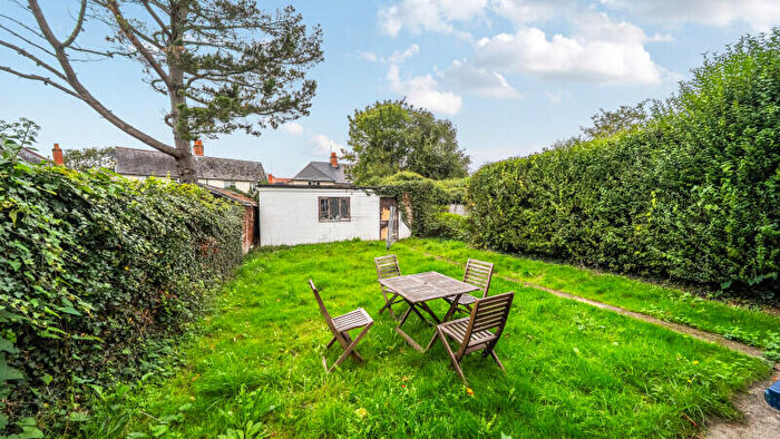 5 Bedroom Semi-Detached House To Rent In Donnington Bridge Road, Oxford, OX4