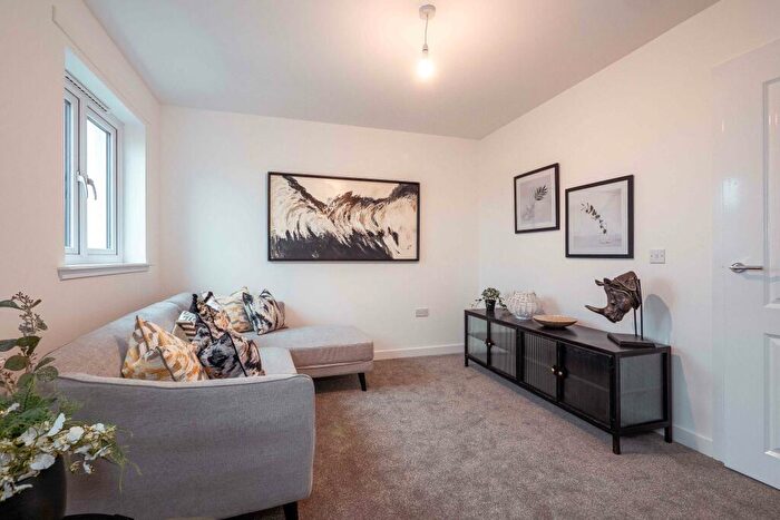 4 Bedroom House To Rent In Galloway Drive, Ardwick, M12