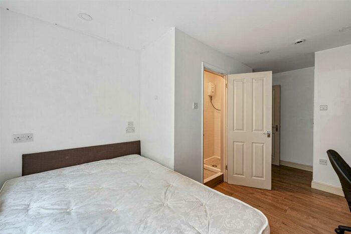 5 Bedroom End Of Terrace House To Rent In Slinfold Close, Brighton, East Sussex, BN2