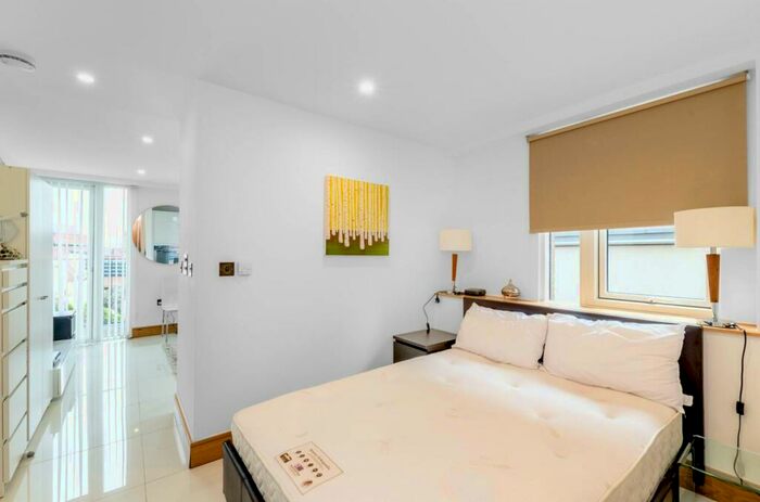 Studio To Rent In Churchway, Euston, London, NW1