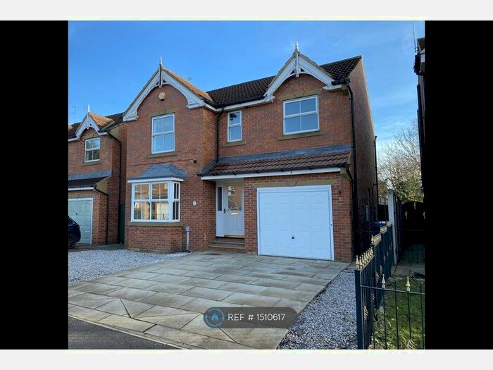 4 Bedroom Detached House To Rent In Conway Court, Doncaster, DN4