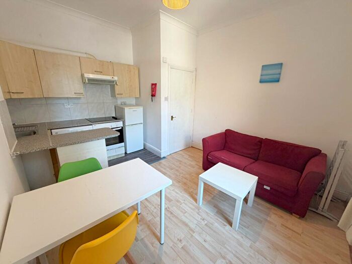 2 Bedroom Apartment To Rent In Glynrhondda Street, Cathays, Cardiff, CF24