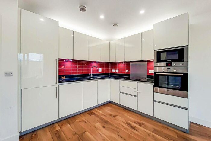 2 Bedroom Flat To Rent In Embry Road, , Blackheath, London, SE9